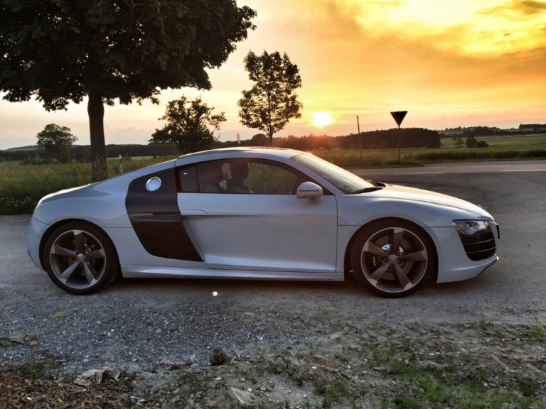 Audi TT silber Sonnenuntergang Motorschaden